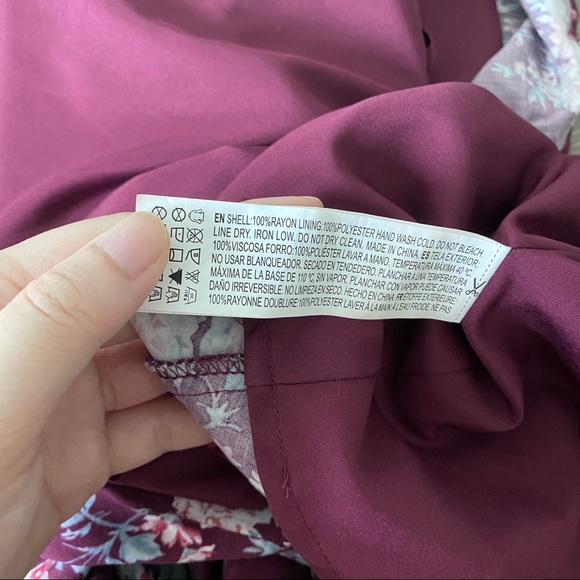 Floral cross-back dress - Picture 6 of 8